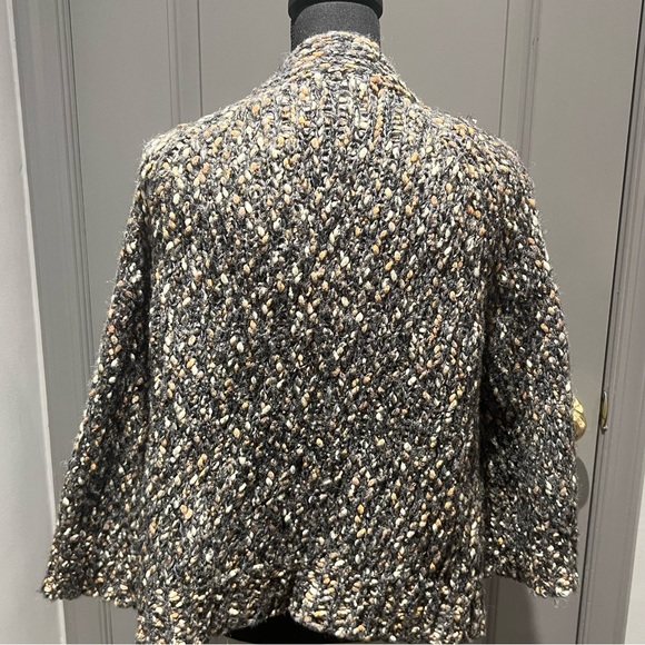 Jillian & Nicole Jacket - Picture 7 of 7